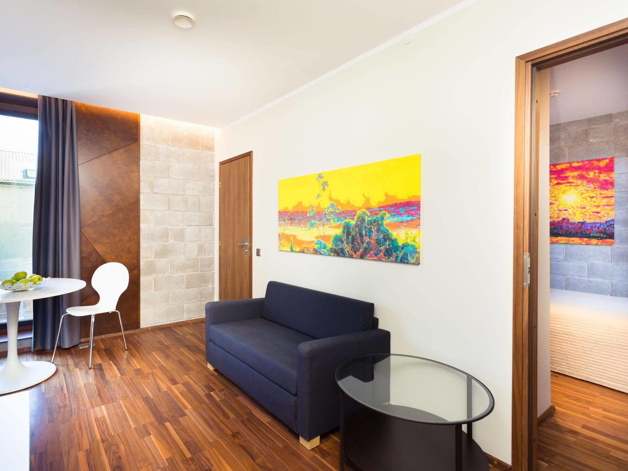 טרטו Konrad Old Town Aparthotel מראה חיצוני תמונה