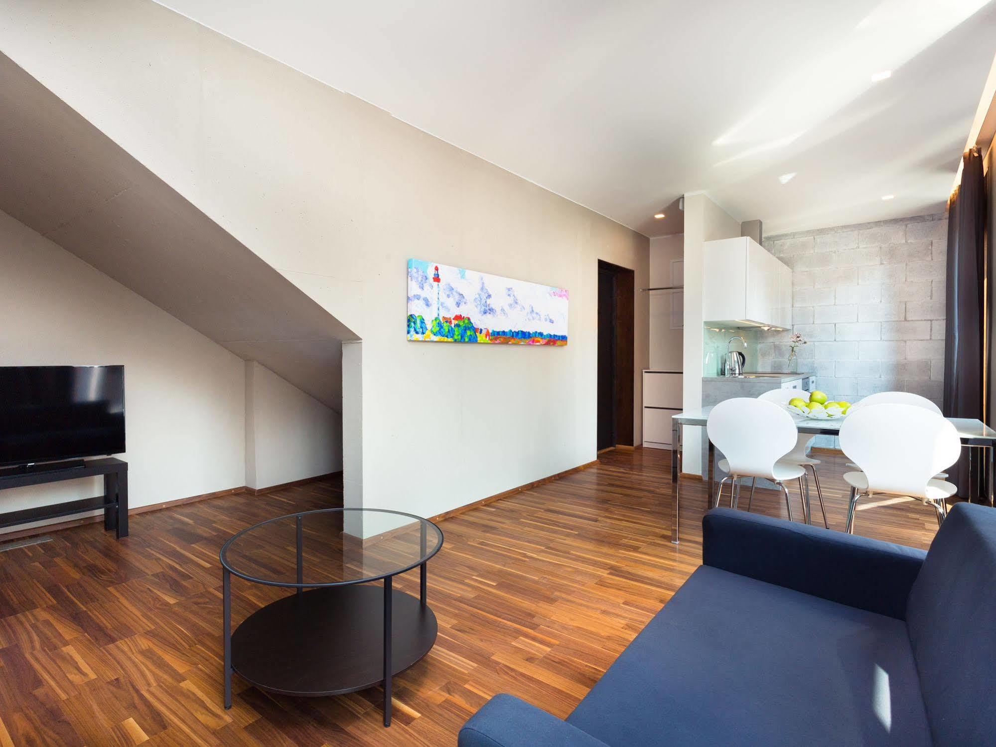 טרטו Konrad Old Town Aparthotel מראה חיצוני תמונה