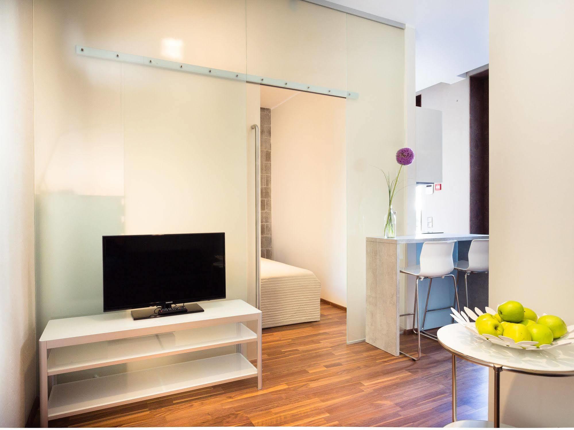 טרטו Konrad Old Town Aparthotel מראה חיצוני תמונה